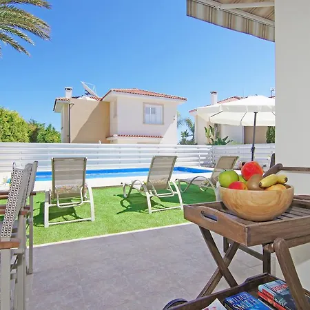Celine Villa